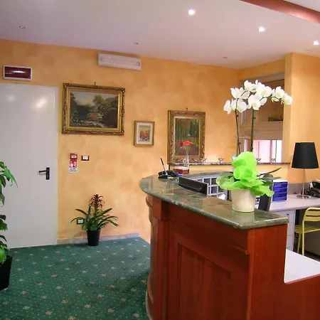 Air Palace Lingotto فندق 3*